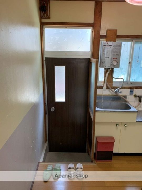 コーポ東の宮の玄関