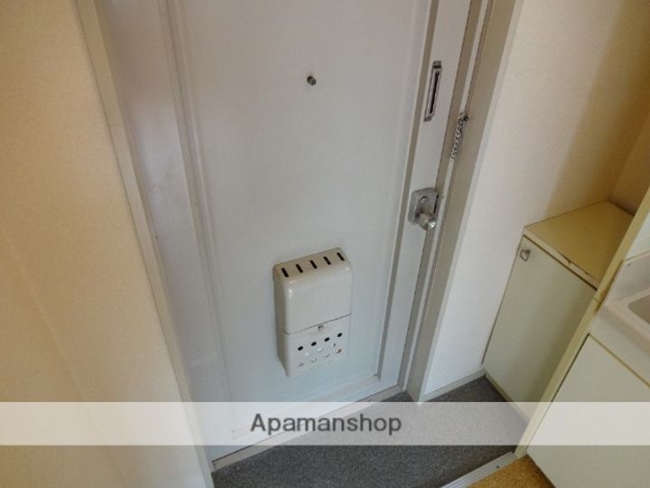 ロイヤル俊徳Ⅱ112の玄関