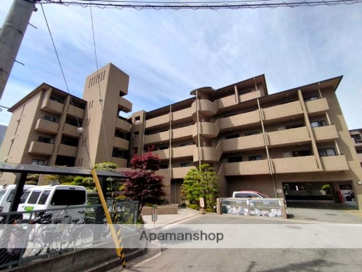 兵庫県西宮市門戸荘の賃貸マンションの外観
