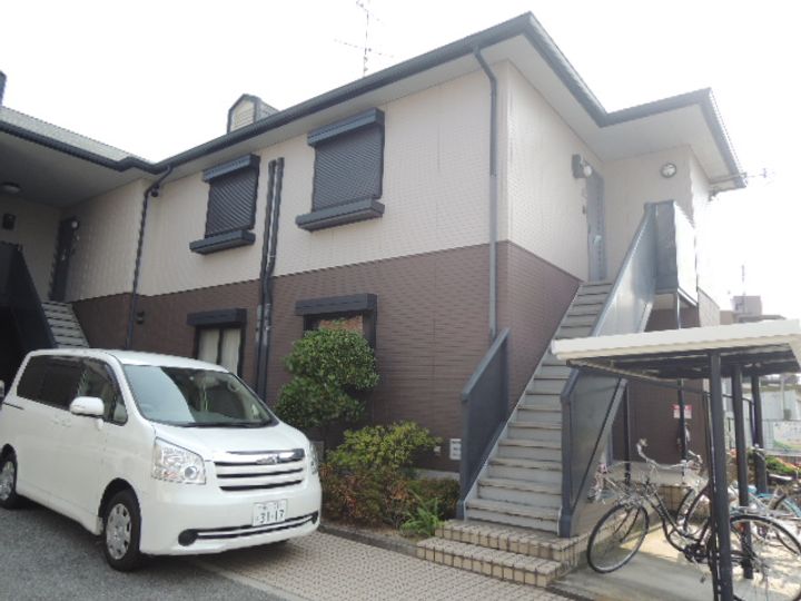 兵庫県尼崎市富松町3丁目の賃貸アパートの外観