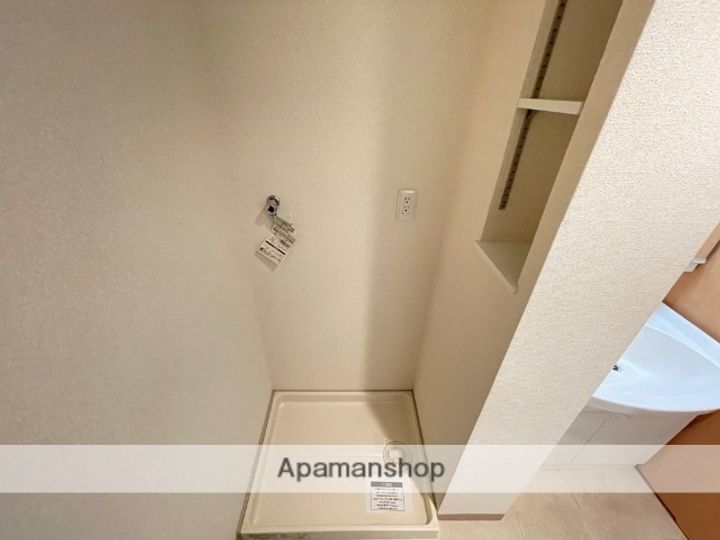 兵庫県尼崎市塚口本町1丁目の賃貸マンションの内装