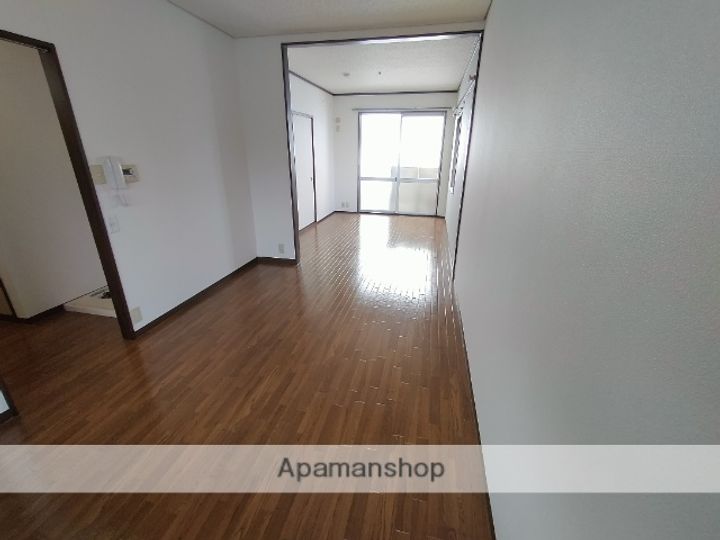 アイケイハイツ高井田A208の内装