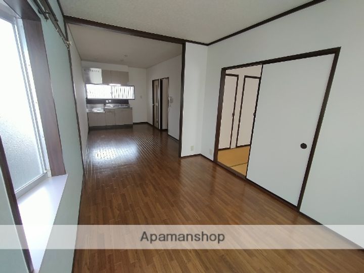 アイケイハイツ高井田A208の内装