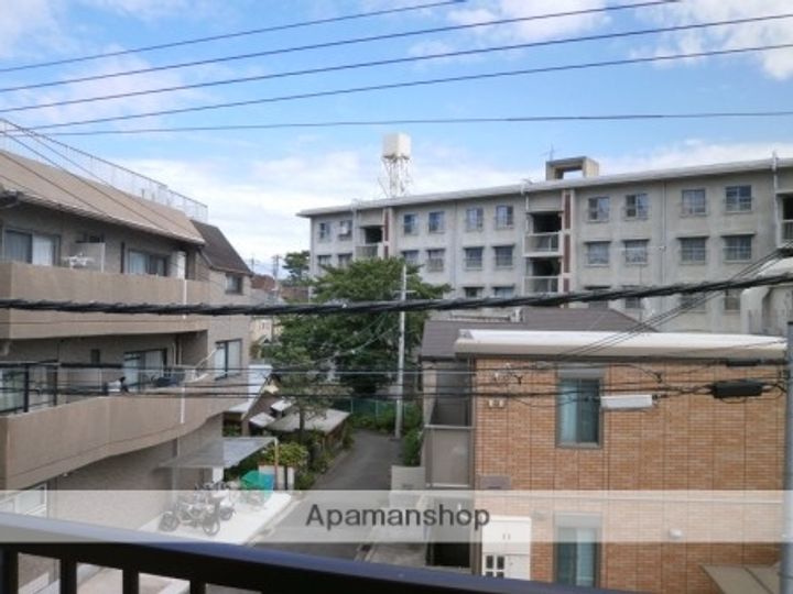 兵庫県西宮市北名次町の賃貸マンションの内装