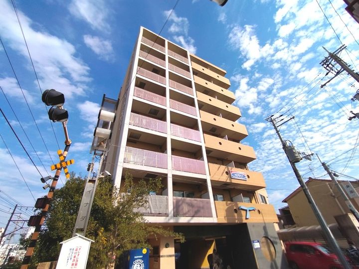 大阪府東大阪市稲田本町3丁目の賃貸マンションの外観