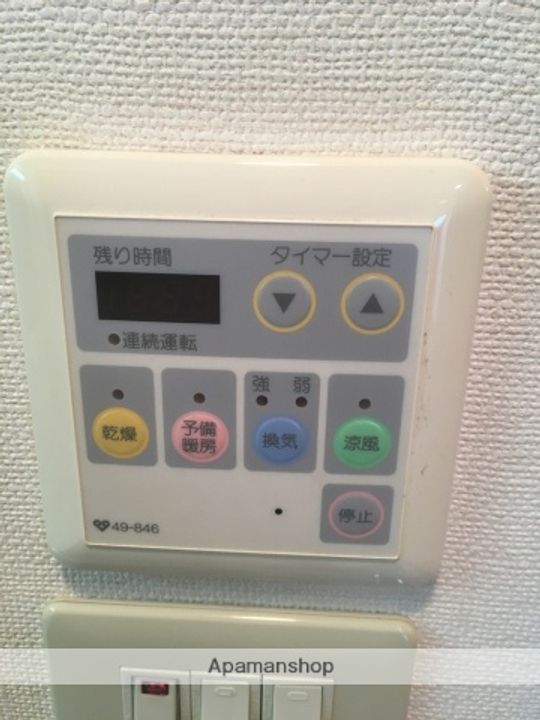 兵庫県西宮市殿山町の賃貸マンションの内装