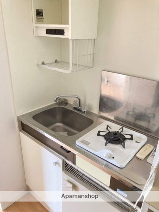 兵庫県西宮市高座町の賃貸マンションのキッチン