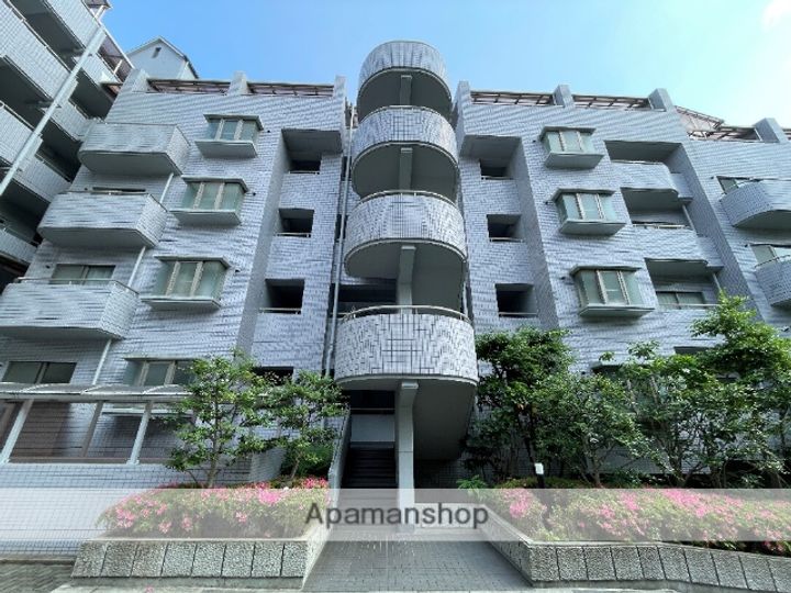 白鷹松下町マンションの外観