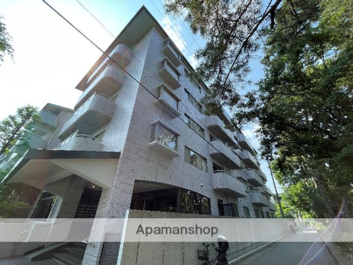 白鷹松下町マンションの外観