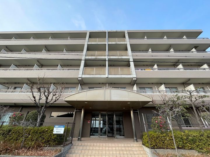 レジェンダリー武庫川の外観