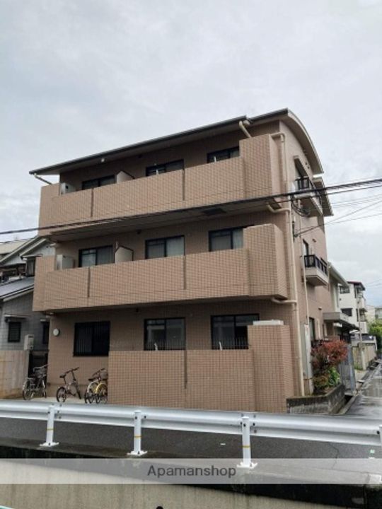 兵庫県西宮市北昭和町の賃貸マンションの外観