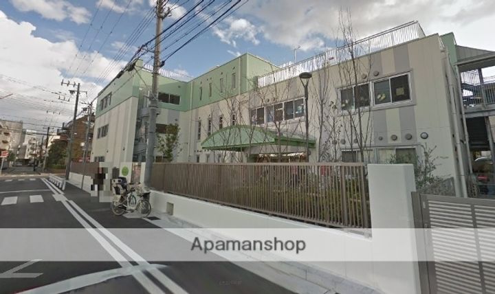 コーポ若草の周辺