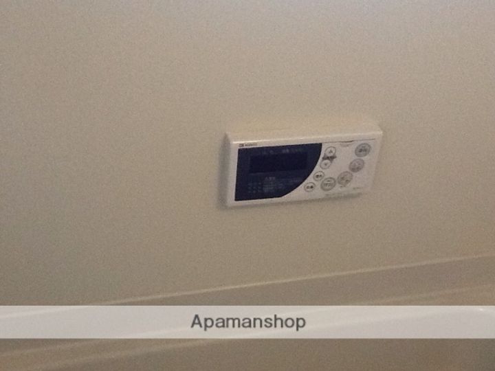 兵庫県西宮市北昭和町の賃貸アパートの風呂