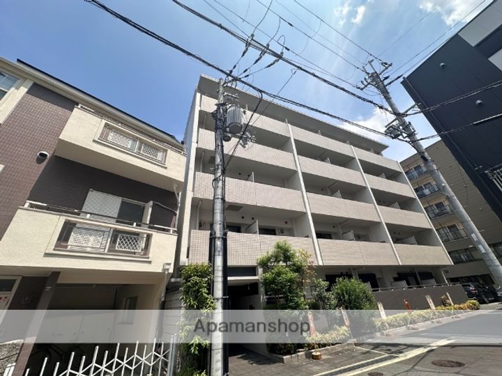 イー・ウエストの外観