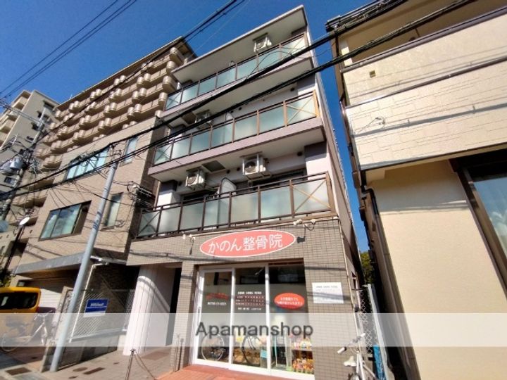 兵庫県西宮市甲東園1丁目の賃貸マンションの外観