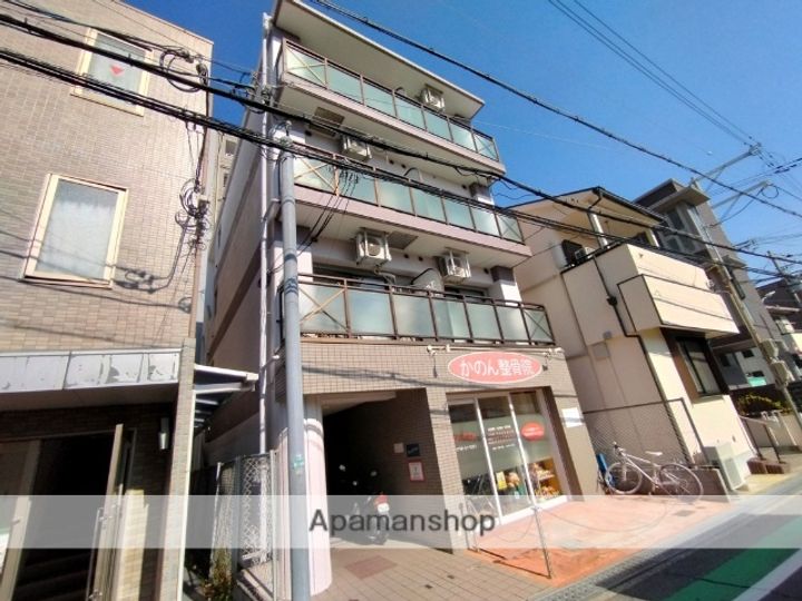 兵庫県西宮市甲東園1丁目の賃貸マンションの外観