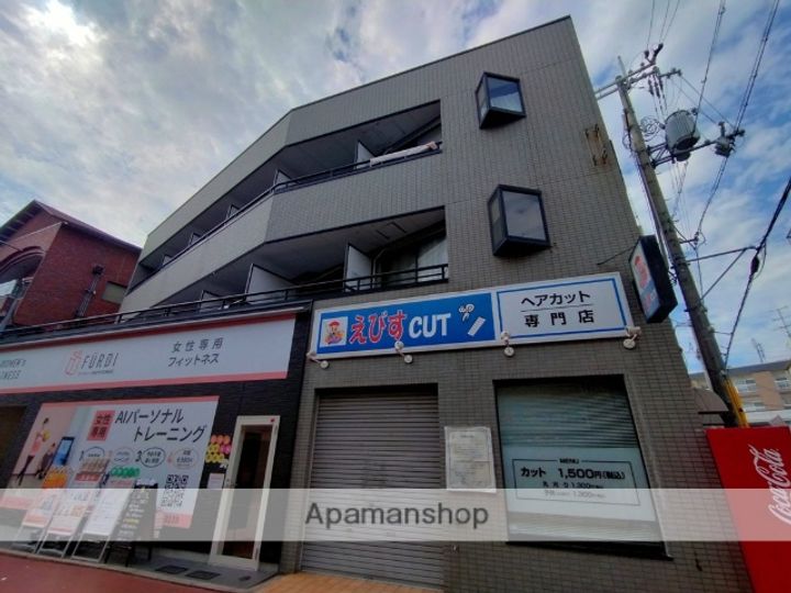 兵庫県西宮市下大市西町の賃貸マンション203の外観