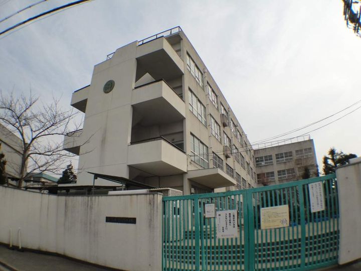 レオパレス菱江の周辺
