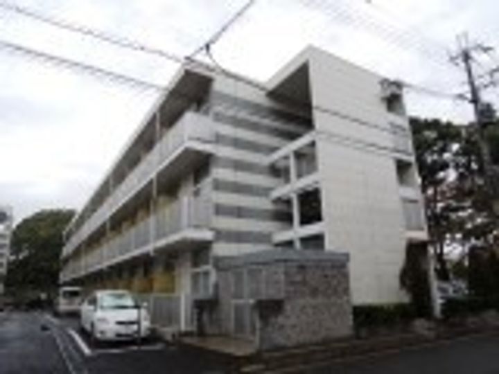 レオパレス武庫川の外観