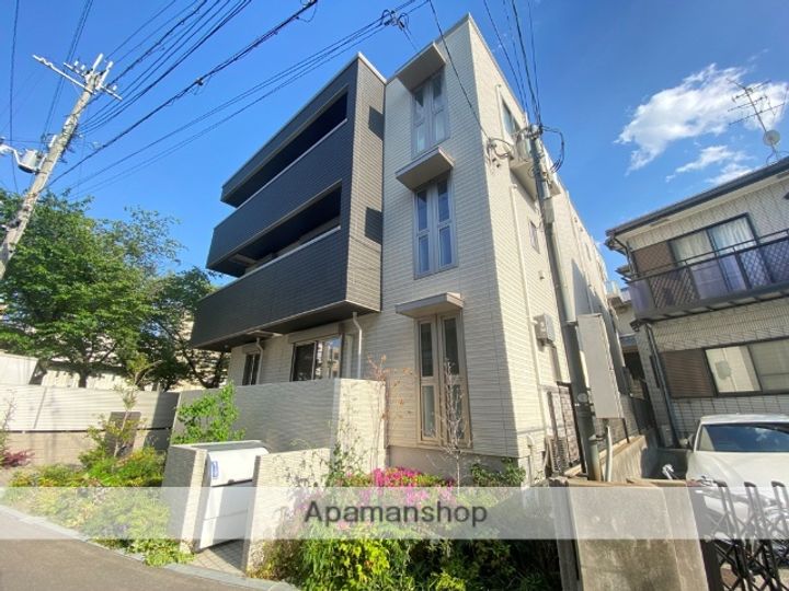 大阪府東大阪市御厨4丁目の賃貸アパートの外観