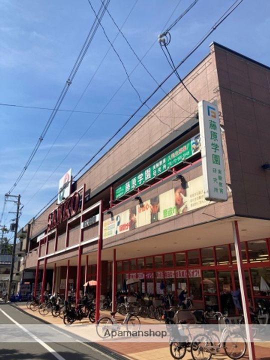 西岩田1丁目アパートの周辺