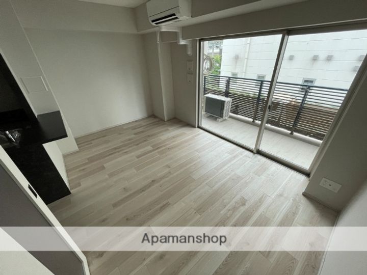 兵庫県西宮市中前田町の賃貸マンション702の内装