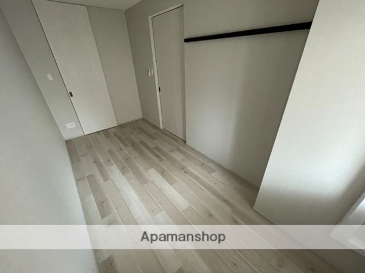 兵庫県西宮市中前田町の賃貸マンション702の内装