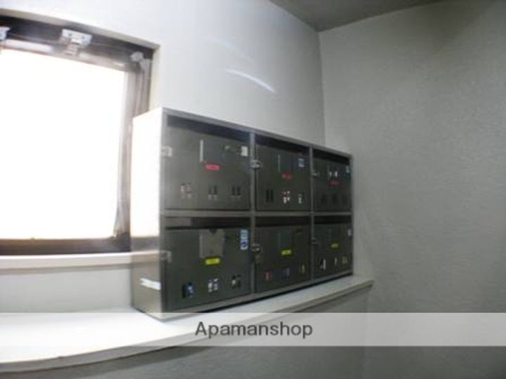 兵庫県西宮市里中町2丁目の賃貸マンションのその他画像