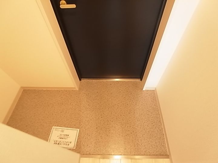 ケイ・クリスタル2602の玄関