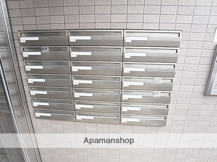 ドミトリー神田604の外観