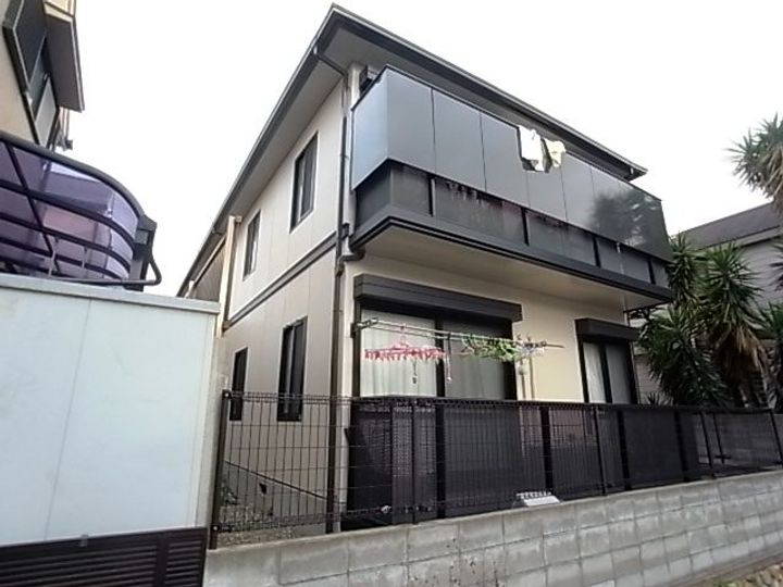 千寿ハイツ102の外観