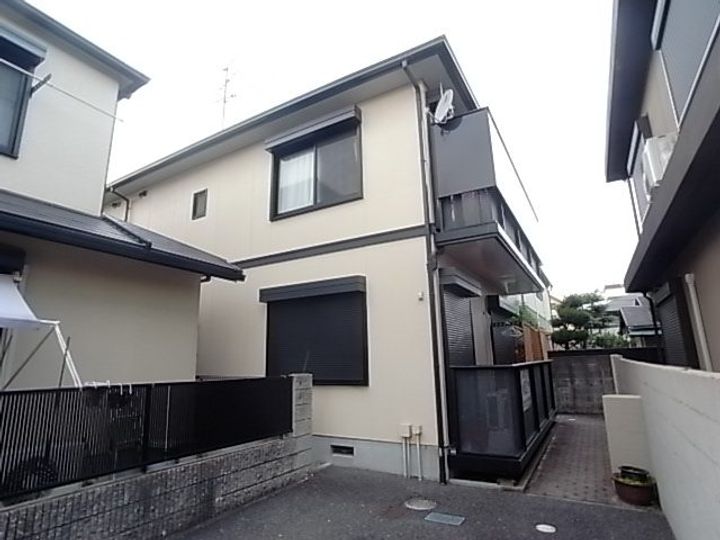 千寿ハイツ102の外観