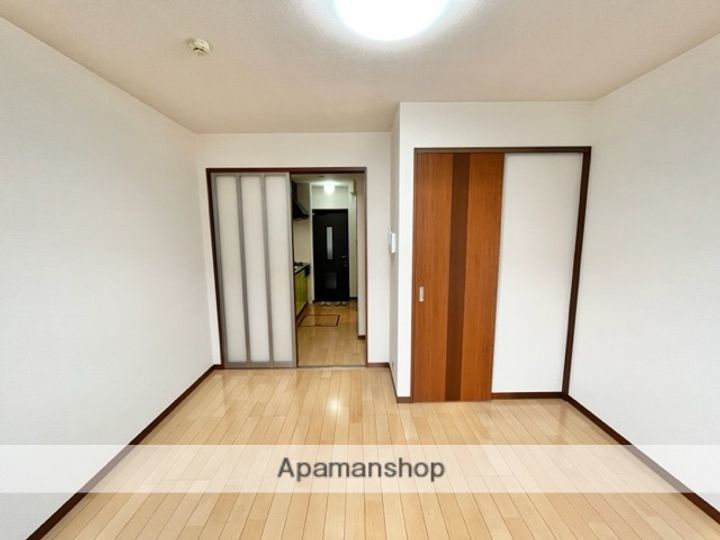 メゾンファーベスB102の内装