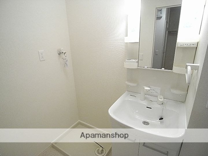 ALBA J・Kのその他画像