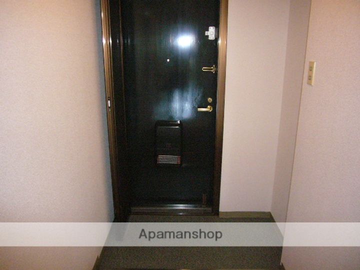 サンティールユイ503の玄関