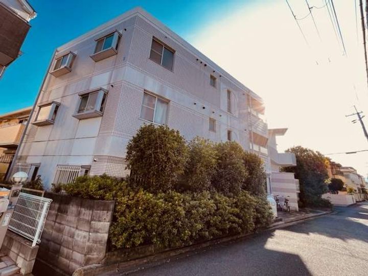 ベルトピア武庫之荘1の外観