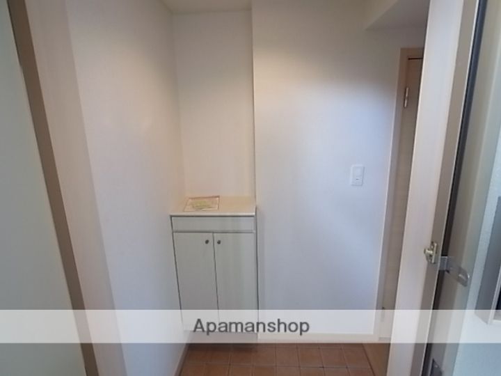 サンハイツ大島201の玄関