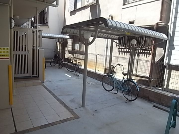 サンハイツ大島206の外観