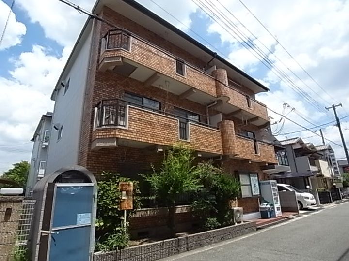 橋本第3マンションの外観