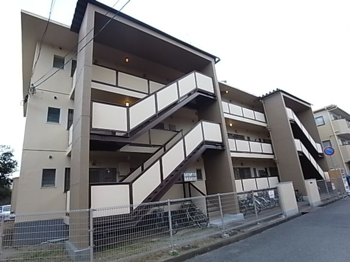 橋本アパートメント203の外観