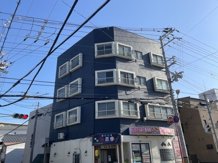 リヨンドハイツ304の外観