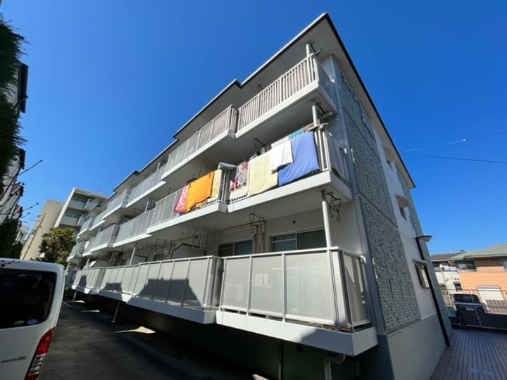ティアラ武庫川パート1301の外観