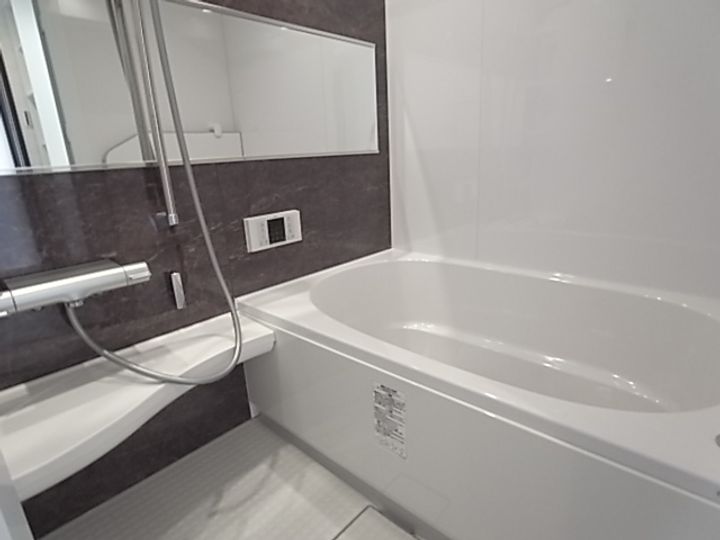 LUXE武庫之荘504の風呂
