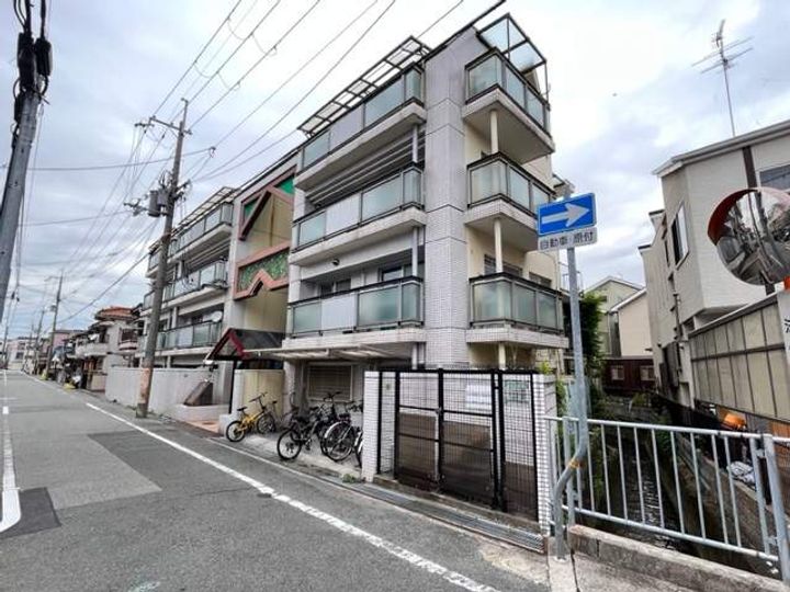 ミスターK北武庫之荘405の外観