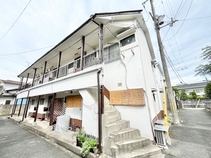 西中コーポ東203の外観