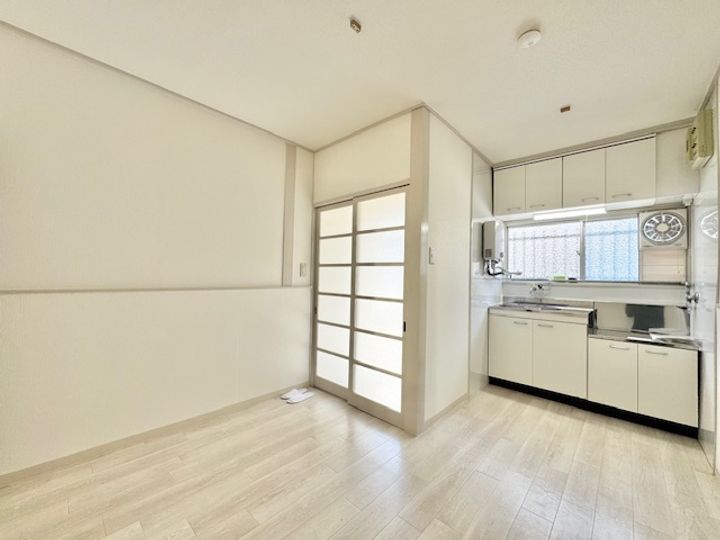 兵庫県尼崎市浜3丁目(一戸建)の賃貸物件戸建ての居間