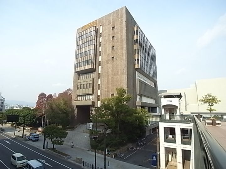 リバーハイツ B棟の周辺