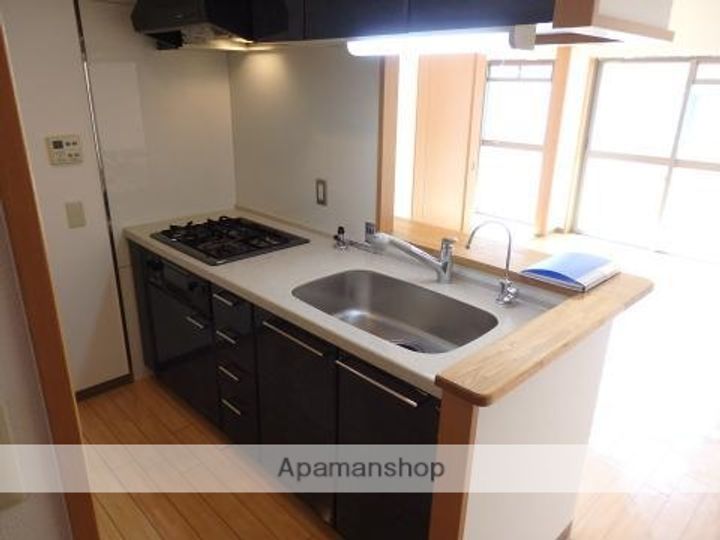 ヴァンドーム武庫之荘205のキッチン