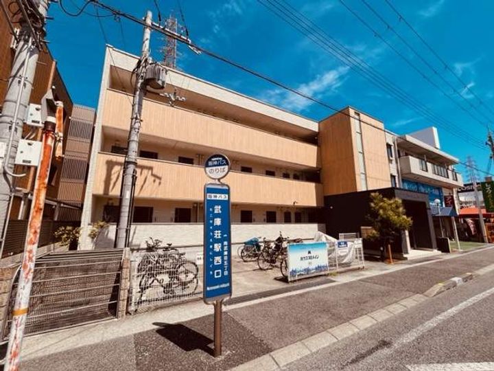 HIRO武庫之荘の外観