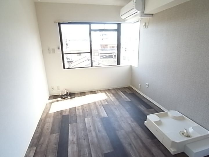 FLATS塚口の居間